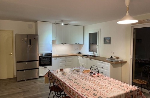 Esquieze-Sere House | Location Tout Confort 8 Personnes Dans les Pyrénéées