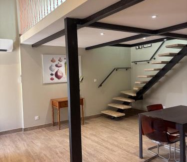 Suze-la-Rousse Apartment | Loft Andy