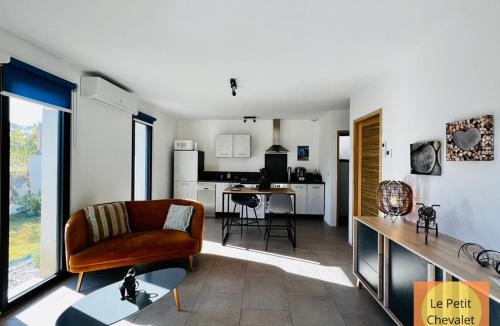 Buis-les-Baronnies Apartment | LOGIS DES ROCHES - 2 VILLAS VUE EXCEPTIONNELLE - Le Petit Chevalet, Le Grand Sabouillon