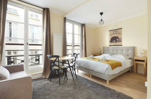 Strasbourg -Saint-Denis Apartment | Lovely Studio with AC - Center of Paris