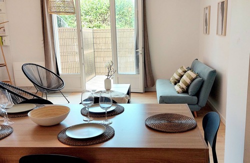 Odos Apartment | Lovely T3 in the greenery with terrace and pkg, 5 minutes from Tarbes center