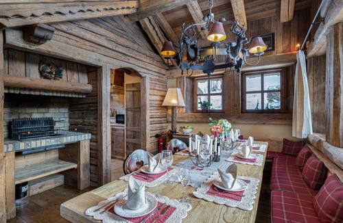 Megeve Ski Chalet | Luxurious Mountain Chalet in Rochebrune, Sleeps 12, Near Ski Slopes with Spa and Fireplace