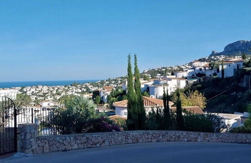 Monte Pego Apartment | 'Luxury Apartment- Magnificent View' with Mountain & Sea View, Shared Pool & Balcony