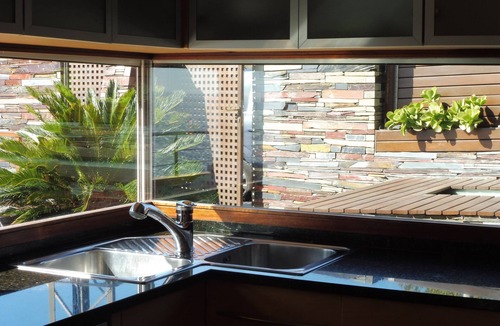 Llanca Apartment | Luxury penthouse with terrace and jaquzzi the panoramic sea views