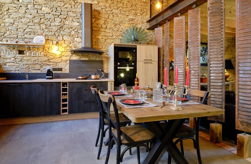 Alzonne House | LUXURY STAY for couples with INNER SWIMMING POOL terrace private SPA Green de GOLF