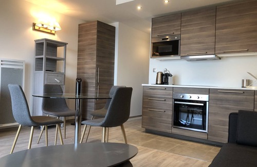 Cap d'Agde Apartment | Magnificent Sea View, Direct Beach Access, Large Terrace, Refurbished, WIFI