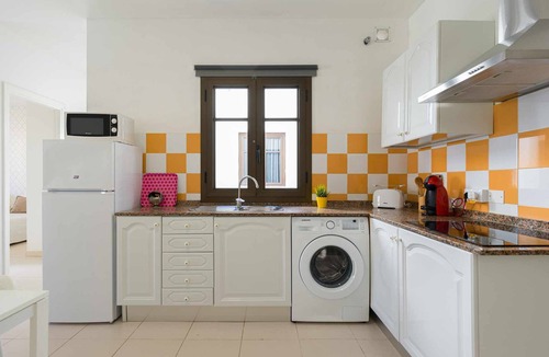 Arrecife Apartment | Mahostly Apartment Comillas SC