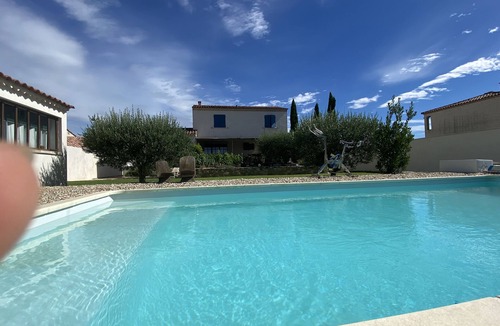 Meynes House | Maison Conviviale Pour Partager de Bons Moments
