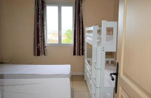 Rouret House | Maison Duplex 5p avec Terrasse, WIFI et Parking, Grospierres - FR-1-382-86