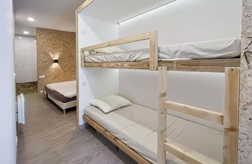 Burzet Apartment | Maison FLOËGE