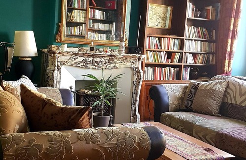 Fabrezan Bed & Breakfast | Maison Nolia : Chambre Madras 2 Personnes Dans Maison de Maître