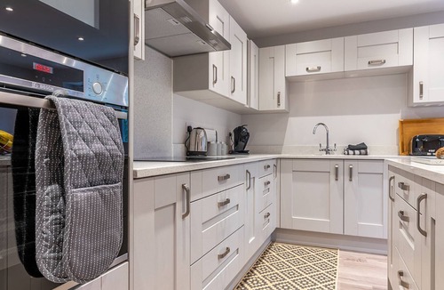 Ebrington Cottage | Maple House - sleeps 9 guests in 5 bedrooms