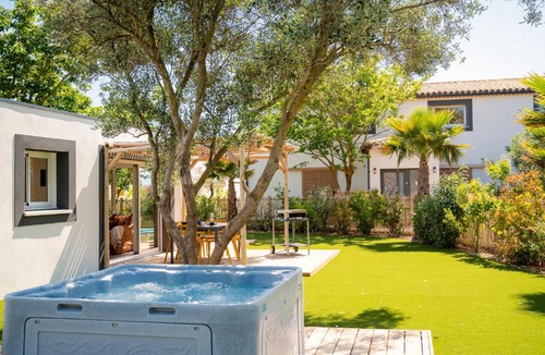 Vias Villa | Mas Julia