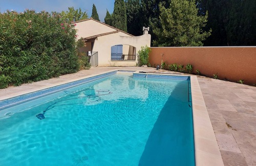 Graveson House | Mas of 150 M2 Saint Rémy de Provence, large swimming pool on well wooded land.