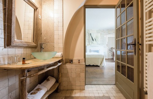 Saint-Etienne-du-Gres Hotel | Mas Vidau Porte des Alpilles