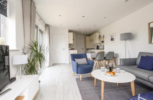 Bere Regis House | Meadow View Barn