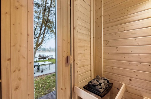 Falkensee Cabin | Mein Haus Am See. Nordisch by Nature.