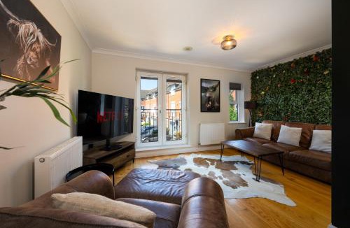 Willington House | Messiter Hideout