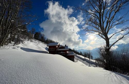 Saint-Francois-Longchamp Ski Chalet | mini duplex dans chalet