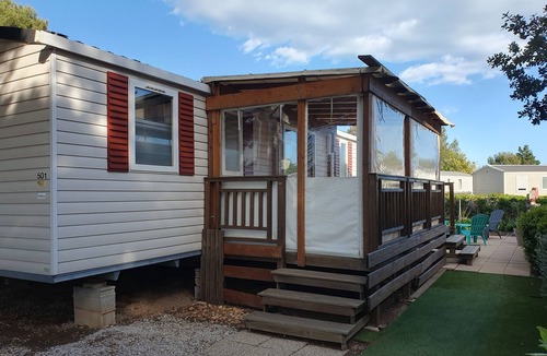 Lattes House | Mobil Home Climatisé Camping « Le Lac des Rêves »