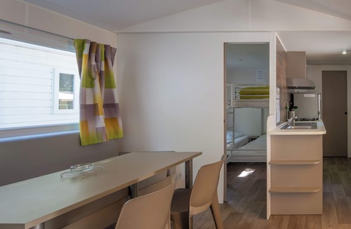 Lavilledieu House | Mobile Home 'Confort B - 1-5 Persons' with Shared Pool, Private Terrace and Communal Garden