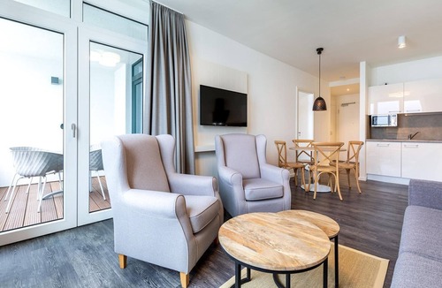 Alt-Travemunde/Ronnau Apartment | Modern apartment with loggia in a sunny south-west facing position and in-house SPA -