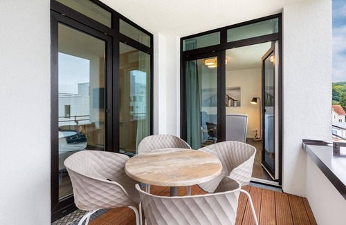 Alt-Travemunde/Ronnau Apartment | Modern apartment with loggia in a sunny south-west facing position and in-house SPA -