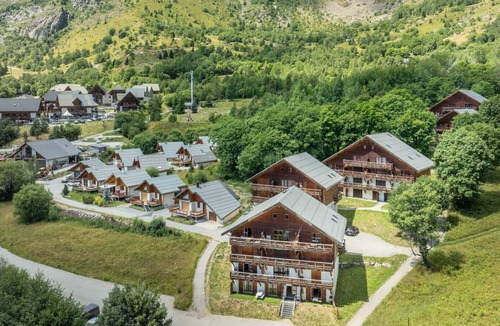Saint-Sorlin-d'Arves Apartment | Modern apt 4 ppl with balcony, near from the ski runs