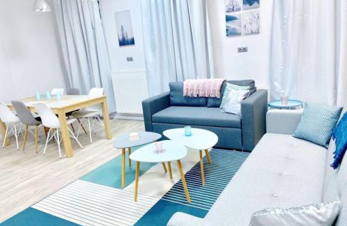 Erzsebetvaros Apartment | Modern, Central Suites by Keleti - 2 Kitchens, A/C, Park