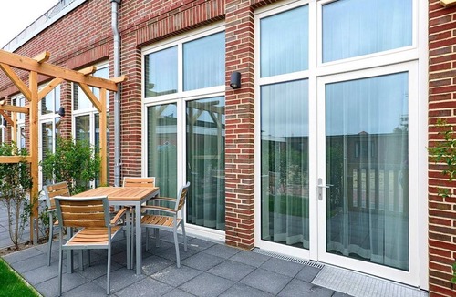 Wangerooge Apartment | Modern, dog-friendly apartment with west-facing terrace - only 20 m to the beach! -