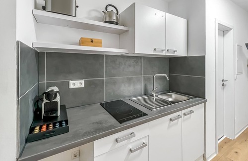 Stein Apartment | Modern Studio Apartment in Stein