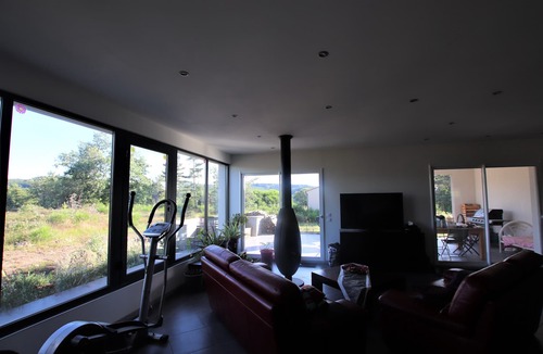 Marnhagues-et-Latour Villa | Modern villa with spa in the heart of nature