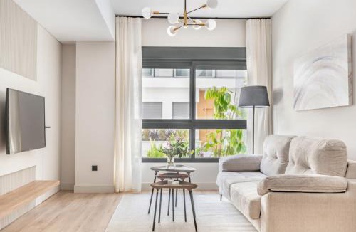 Triana Apartment | Modern with swimming pool- 2Bd 2Bth- Triana