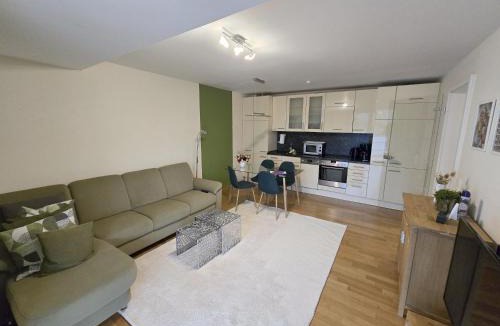 Vahrenheide Apartment | Modernes Apartment mit XL-Balkon