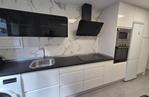 Gijon-Este Apartment | Moderno apartamento con garaje en Gijón 1A148