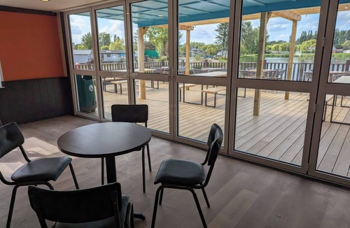 Great Houghton Cottage | MOONLIT SKYLIGHT - BILLING AQUADROME in Billing Aquadrome Holiday Park