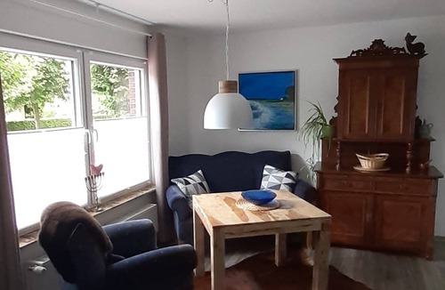 Hinrichsfehn Apartment | Moor&Meer 2 Comfort-FeWo w. Terrace, wheelchair accessible, dogs welcome