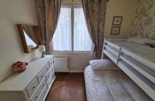 Sarrancolin House | MSK65 Accommodation for 10 in the heart of the Pyrenees Mountains