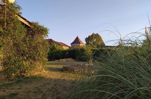 Saint-Cybranet House | Near Sarlat-charm-calm-pool (from mid-June 2022)-view castles