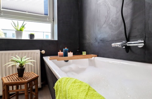 Magdeburg Apartment | *NEW* Central (5min to city center) *Netflix & Amazon Prime* Kleiststrasse 4 MD