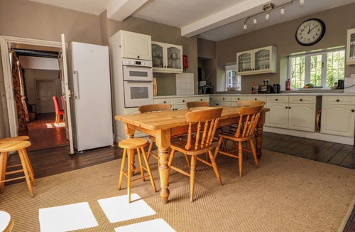 Acrefair Cottage | New Hall