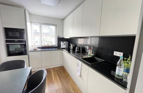 Stocken Apartment | Nice House, 5 rooms, garden, free parking, SmartTV