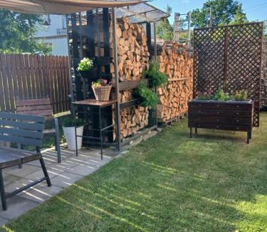 Jaslo House | Noclegi Grota