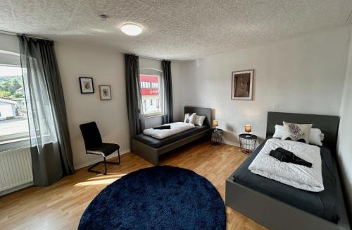 Gaildorf Apartment | OhPardon! GAILDORF - Monteurwohnung im 1 OG, Einzelbetten, Garten