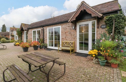 Gloucester Cottage | Orchard Cottage, Gloucester