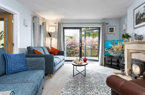 Winchcombe House | Orchard Lea