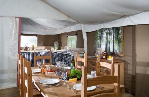 Exton House | Osprey - Exton Park
