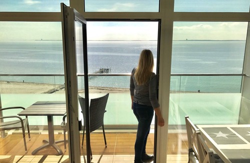 Pelzerhaken Apartment | Ostseeblick-Perle 1, 10th floor, panoramic view, pool - Ostseeblick-Perle, Prinz