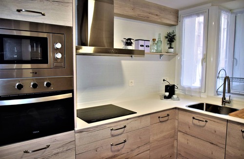 Old Town Apartment | Pamplona center. Estafeta, Running of the bulls