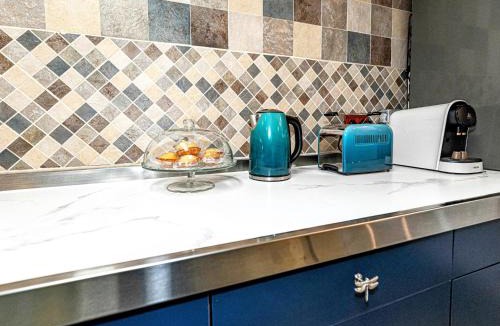 Bailen-Miraflores Apartment | Pandora House